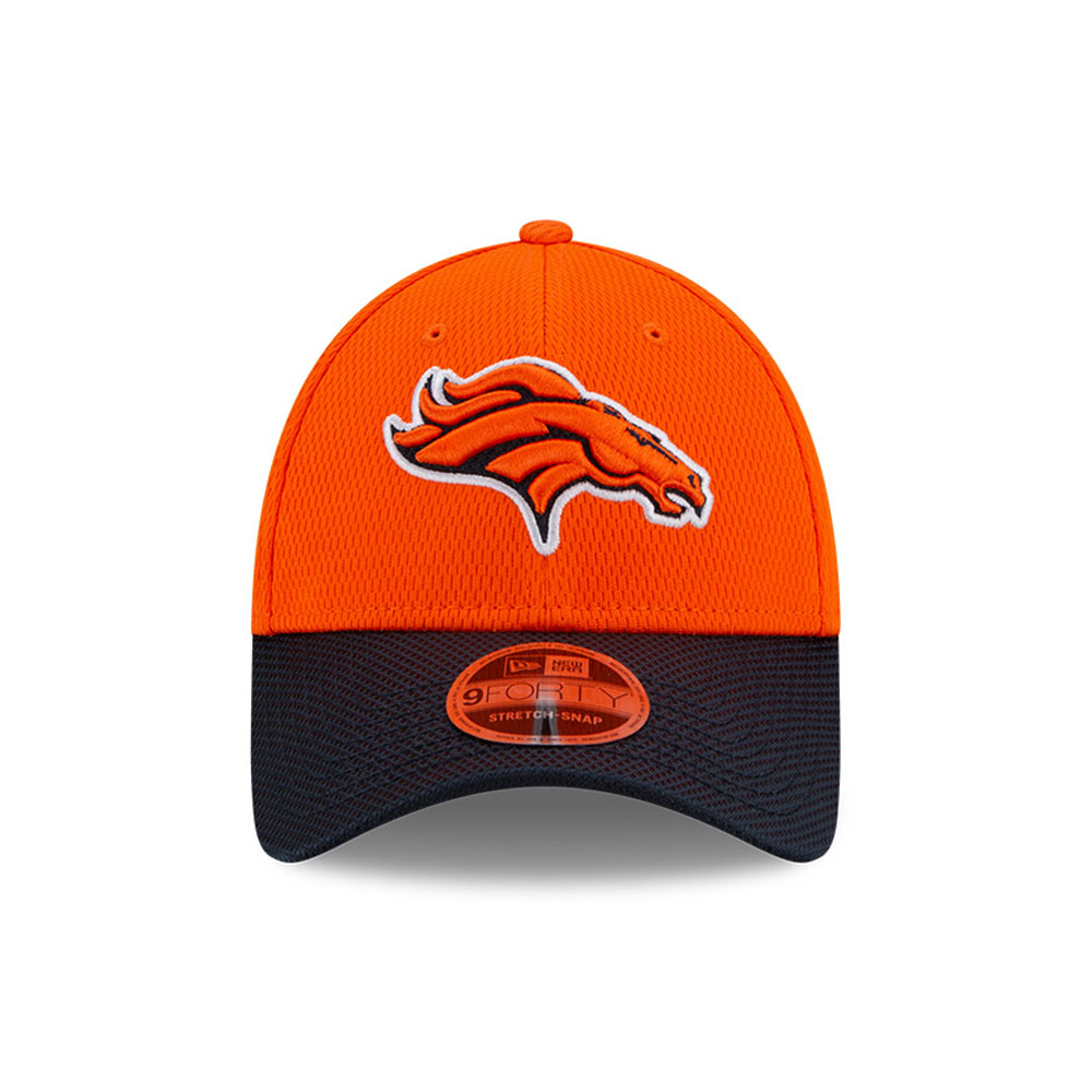 Denver Broncos NFL Sideline Road Orange 9FORTY Stretch Snap Cap