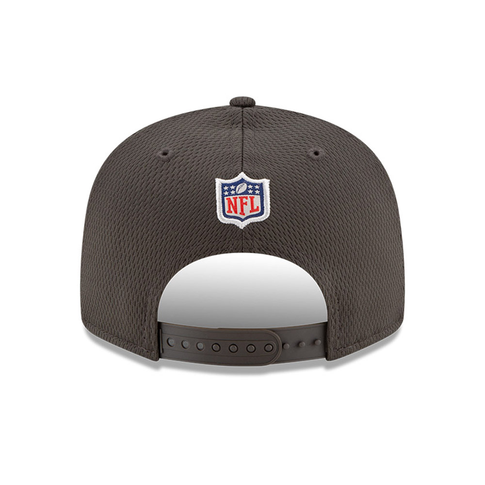 Tampa Bay Buccaneers NFL Sideline Road Youth Grey 9FIFTY Cap