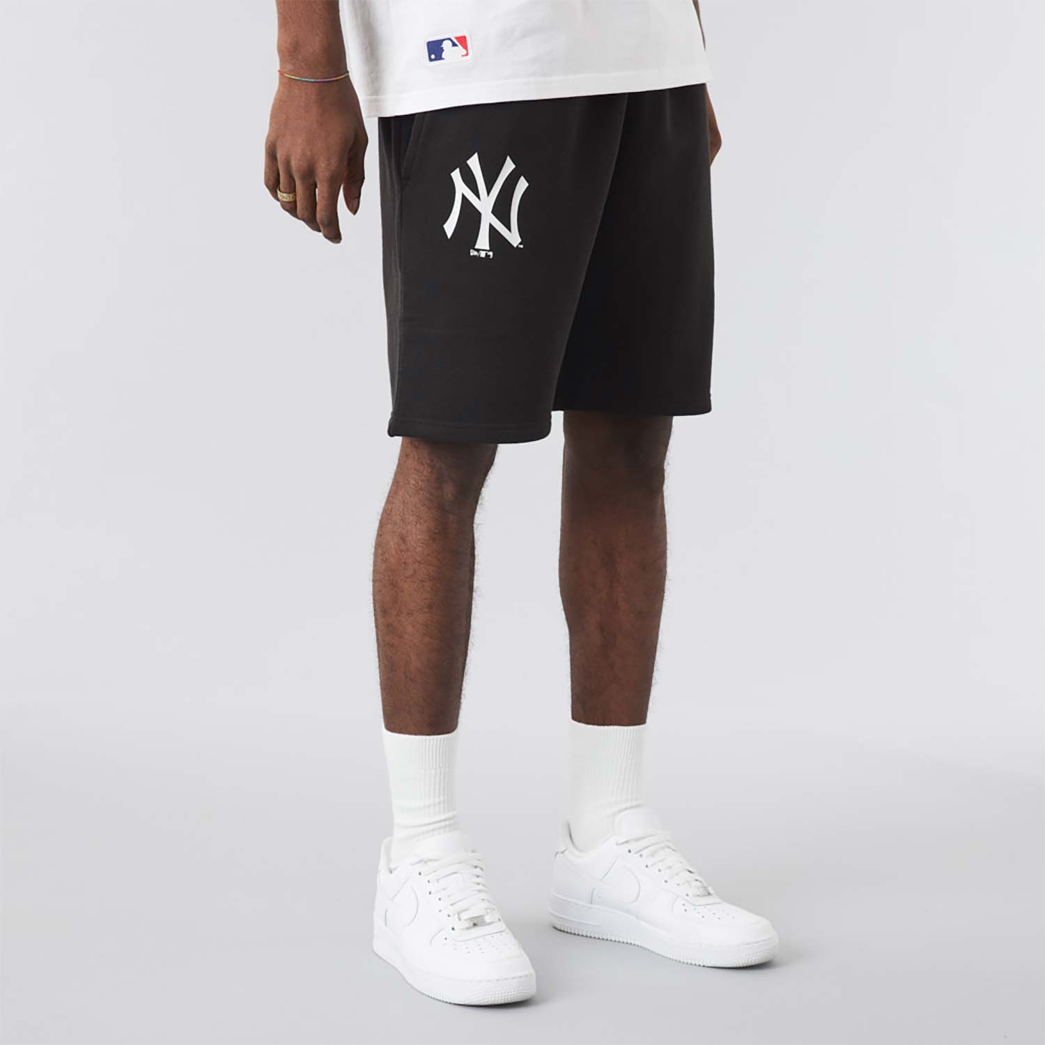 Pantalones cortos de temporada de los Yankees de Nueva York B1421_282 | New Era Cap
