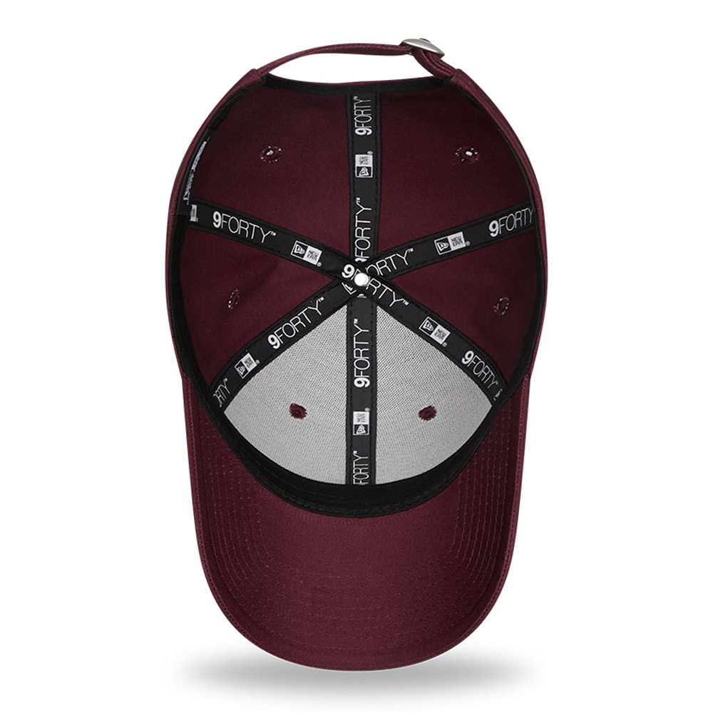 New York Yankees League Essential Womens Maroon 9FORTY Cap