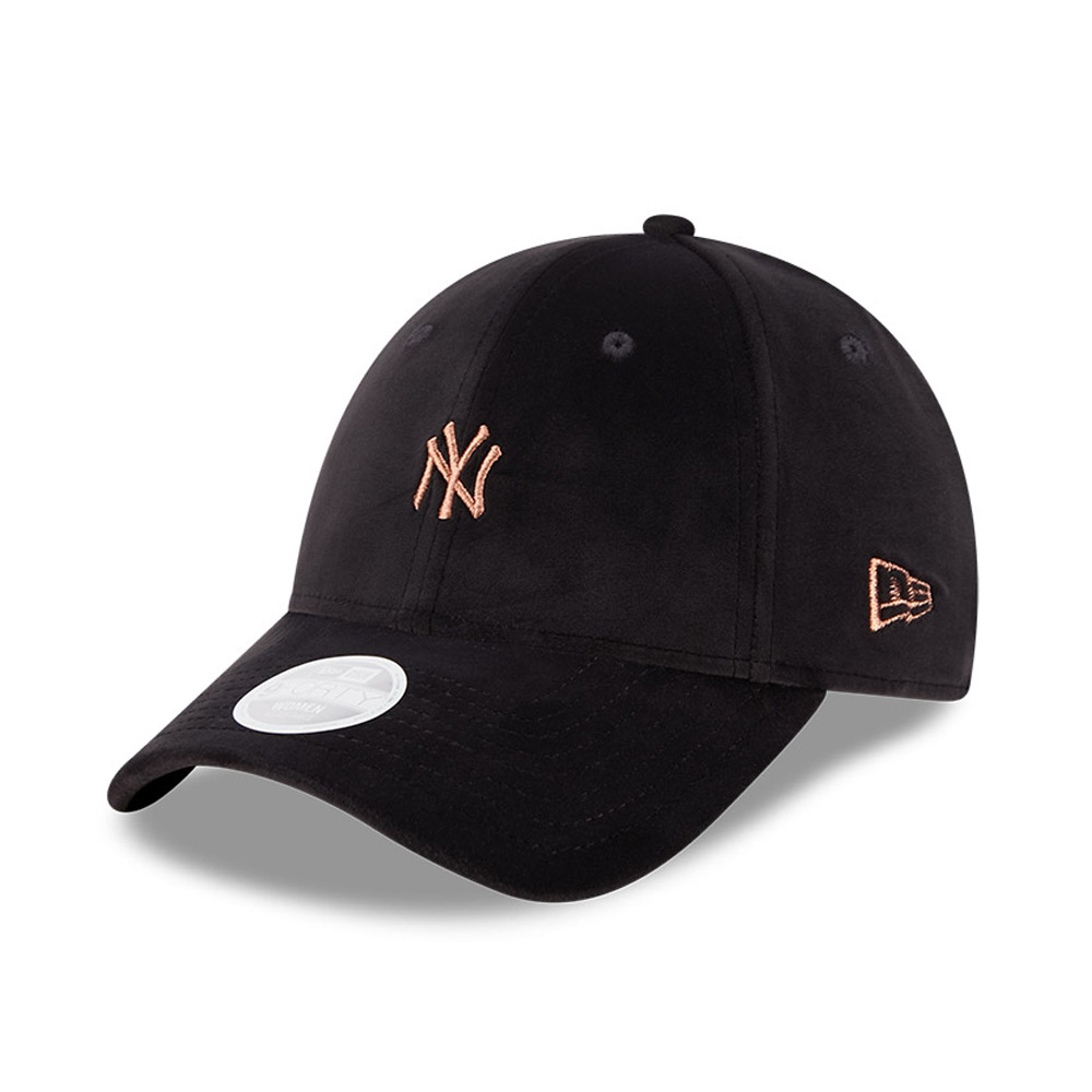 New York Yankees Faux Suede Womens Black 9FORTY Adjustable Cap
