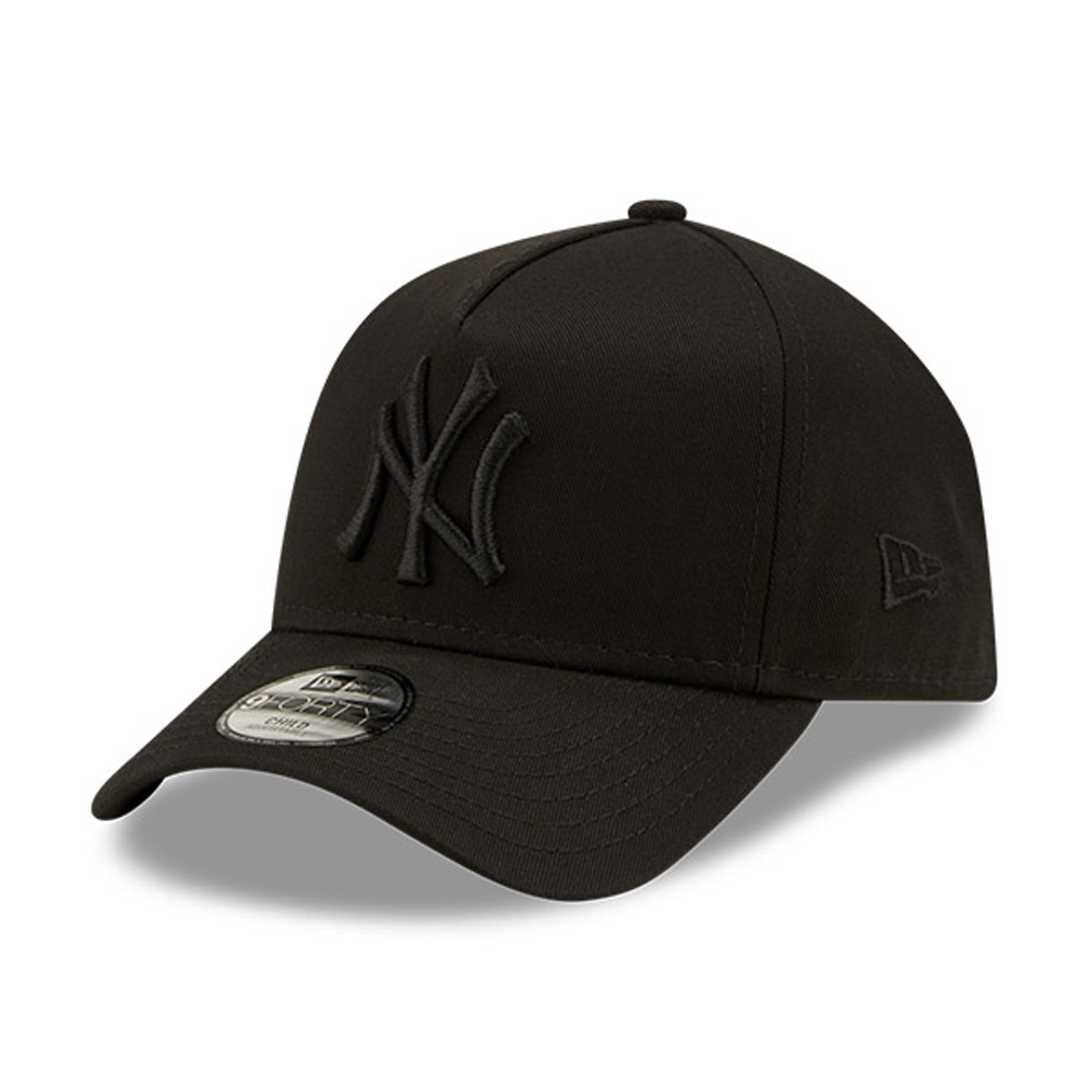 New York Yankees Colour Essential Black E-Frame Trucker Cap
