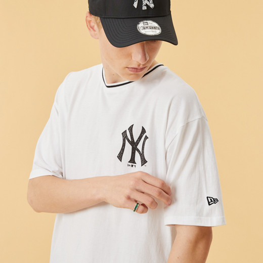 New York Yankees Grafik Weißes Oversized T-Shirt