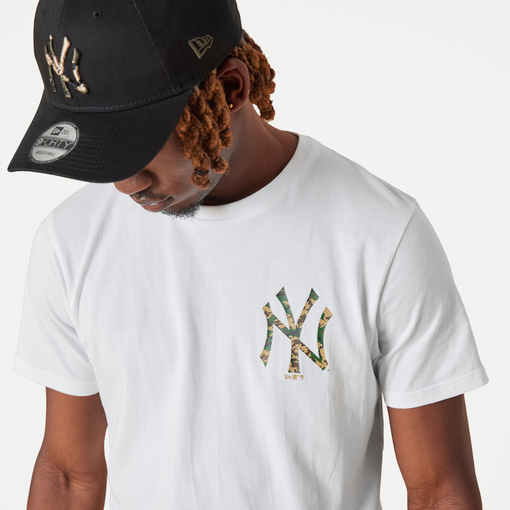 New York Yankees MLB Team Logo White T-Shirt