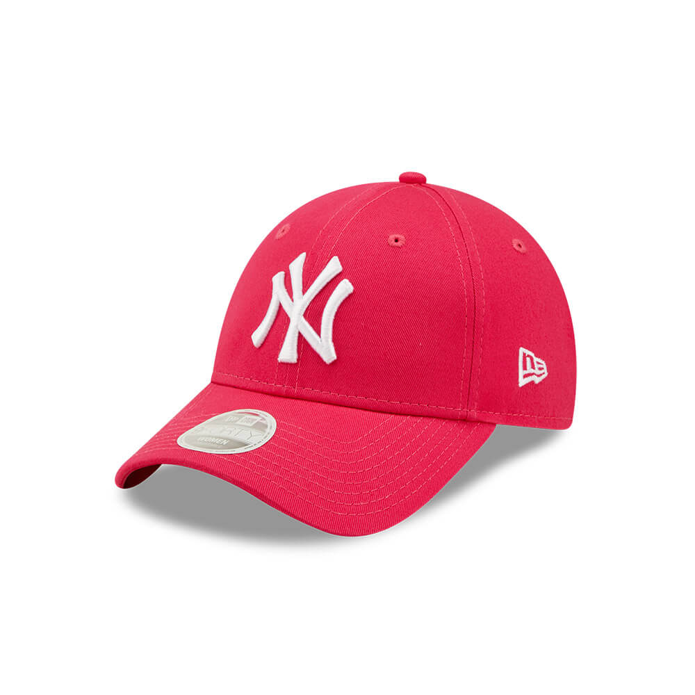 New York Yankees League Essentials Womens Pink 9FORTY Adjustable Cap