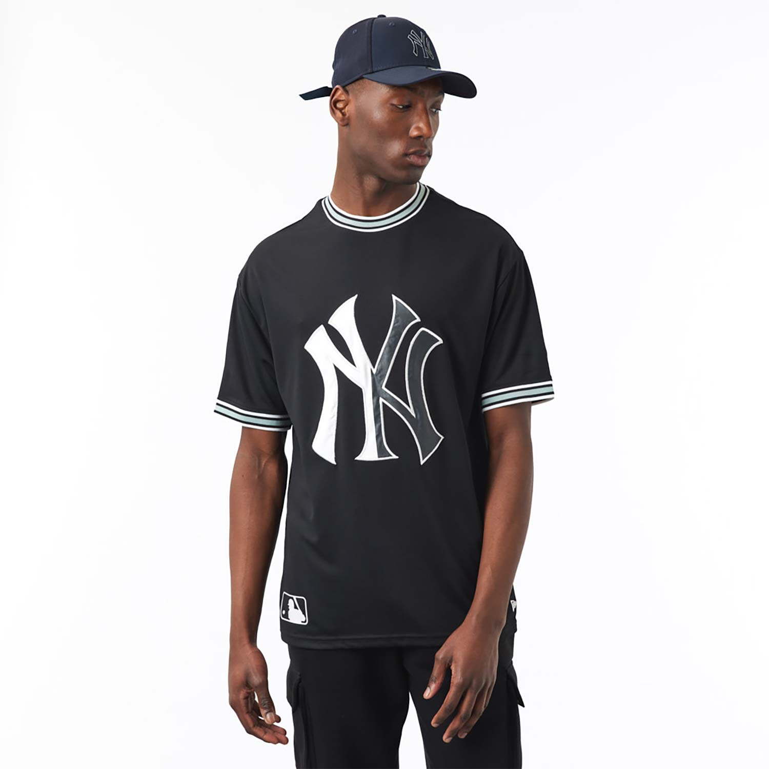 Official New Era New York Yankees MLB Team Logo Black Oversized Mesh T ...