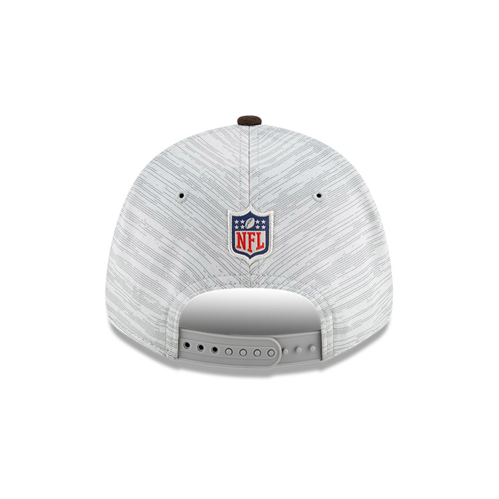 Cleveland Browns NFL Training Brown 9FORTY Stretch Snap Cap