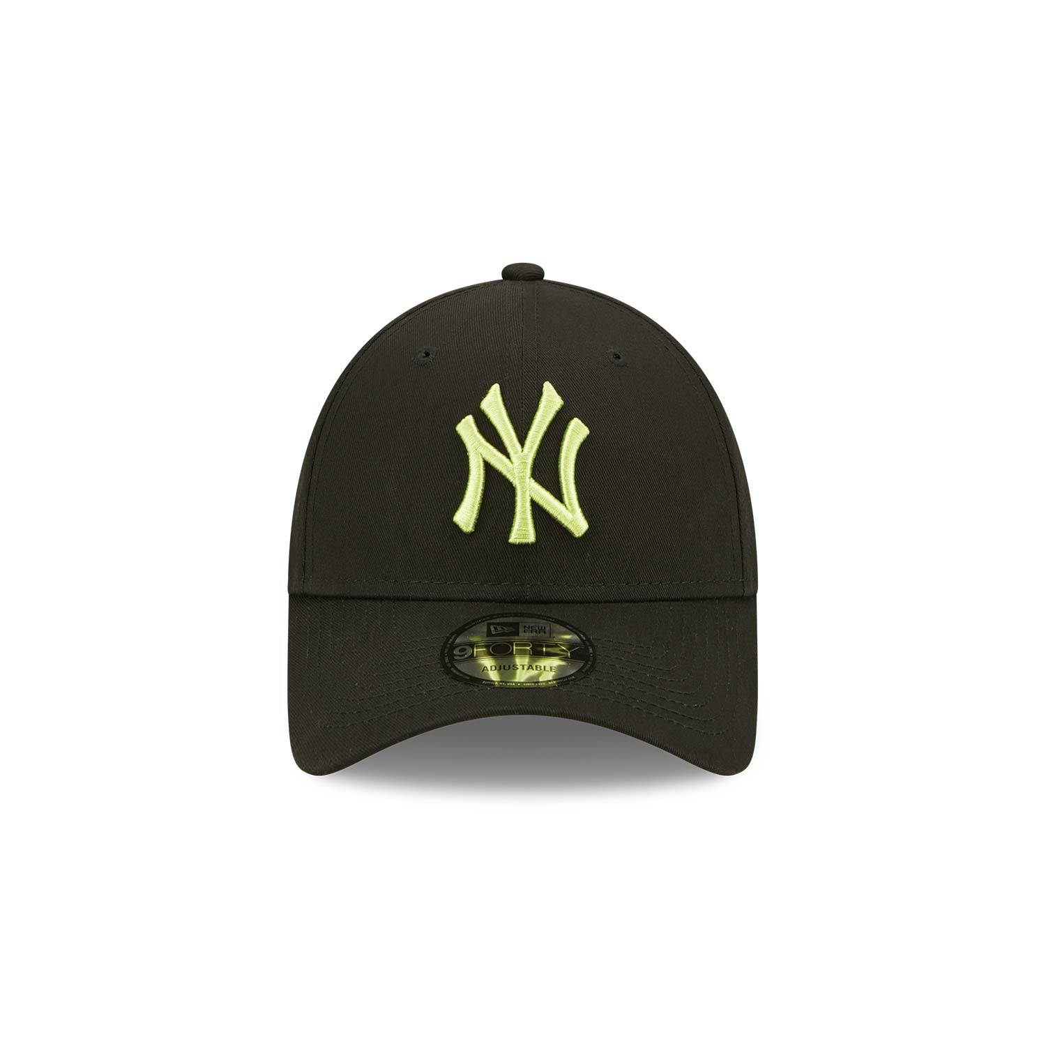 New York Yankees League Essentials Black 9FORTY Adjustable Cap