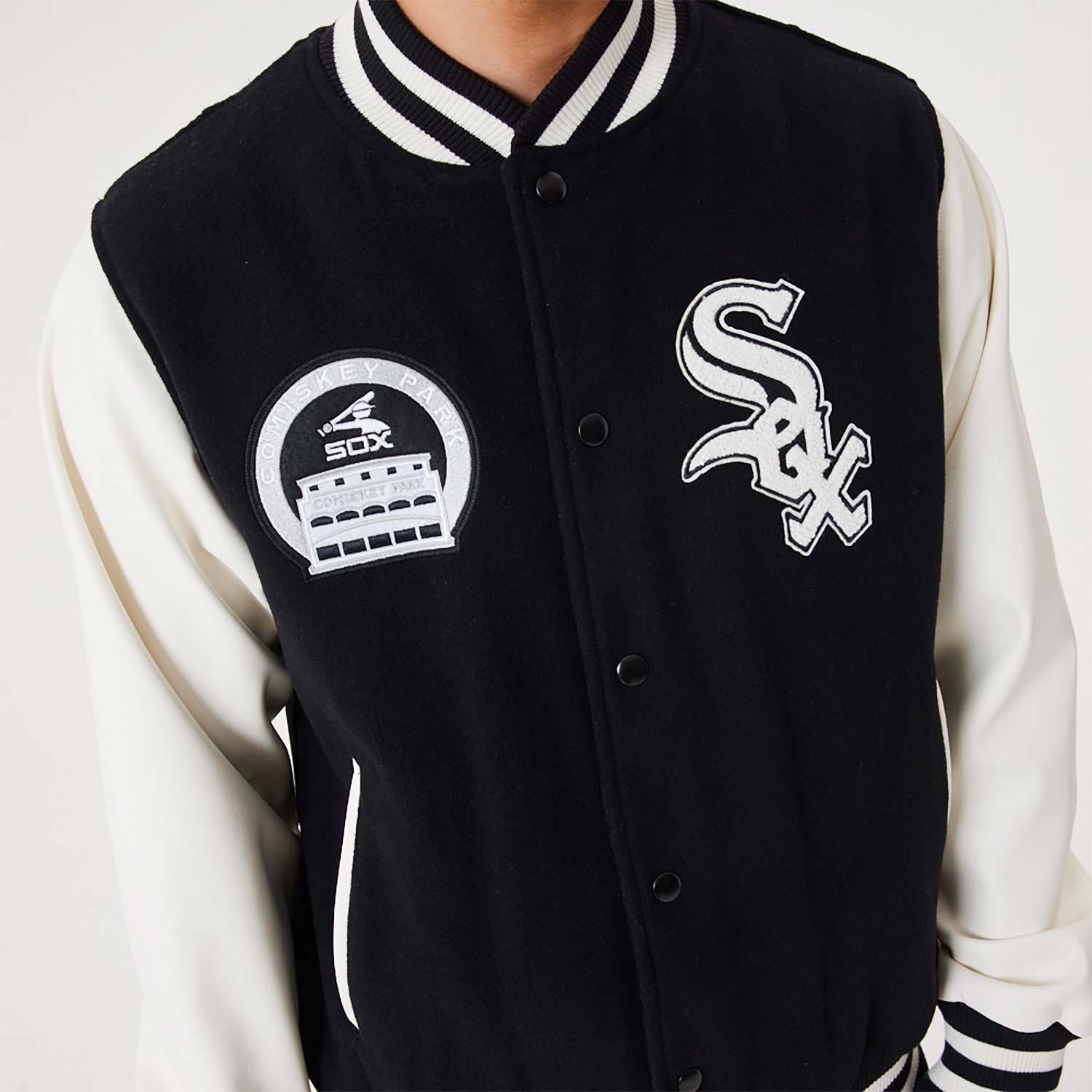 Official New Era MLB Heritage Chicago White Sox Black Varsity Jacket ...