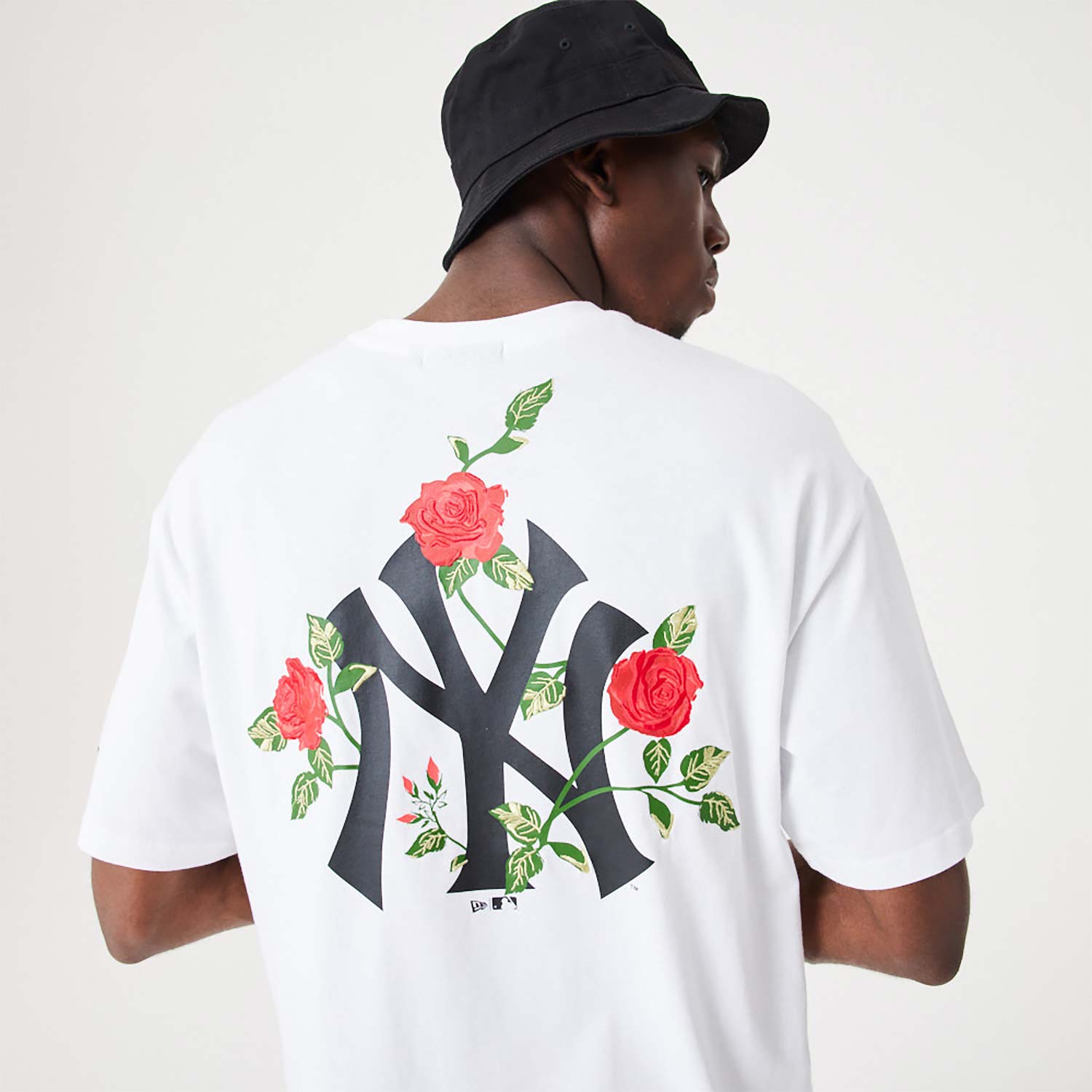 New York Yankees MLB Floral Graphic White Oversized T-Shirt