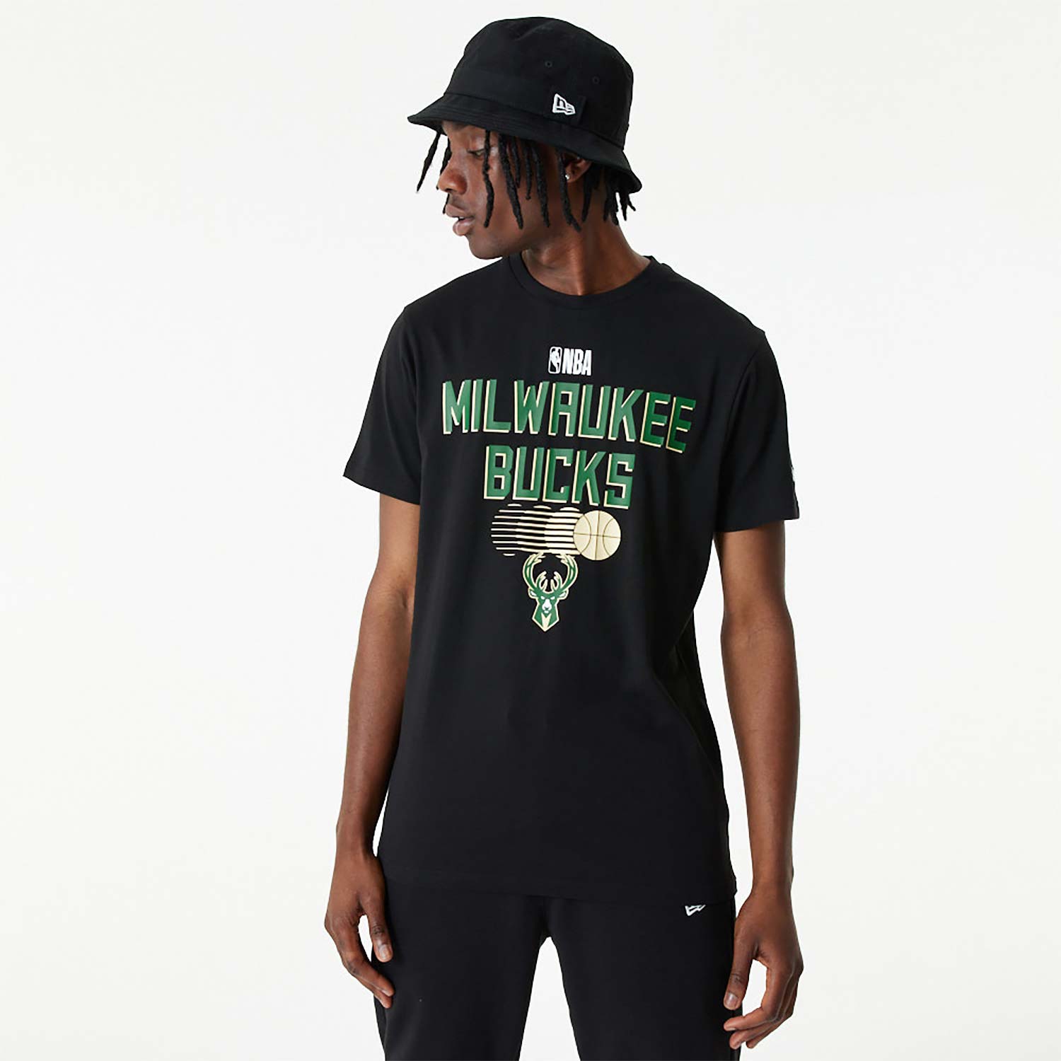 Milwaukee Bucks NBA Team Graphic Black T-Shirt