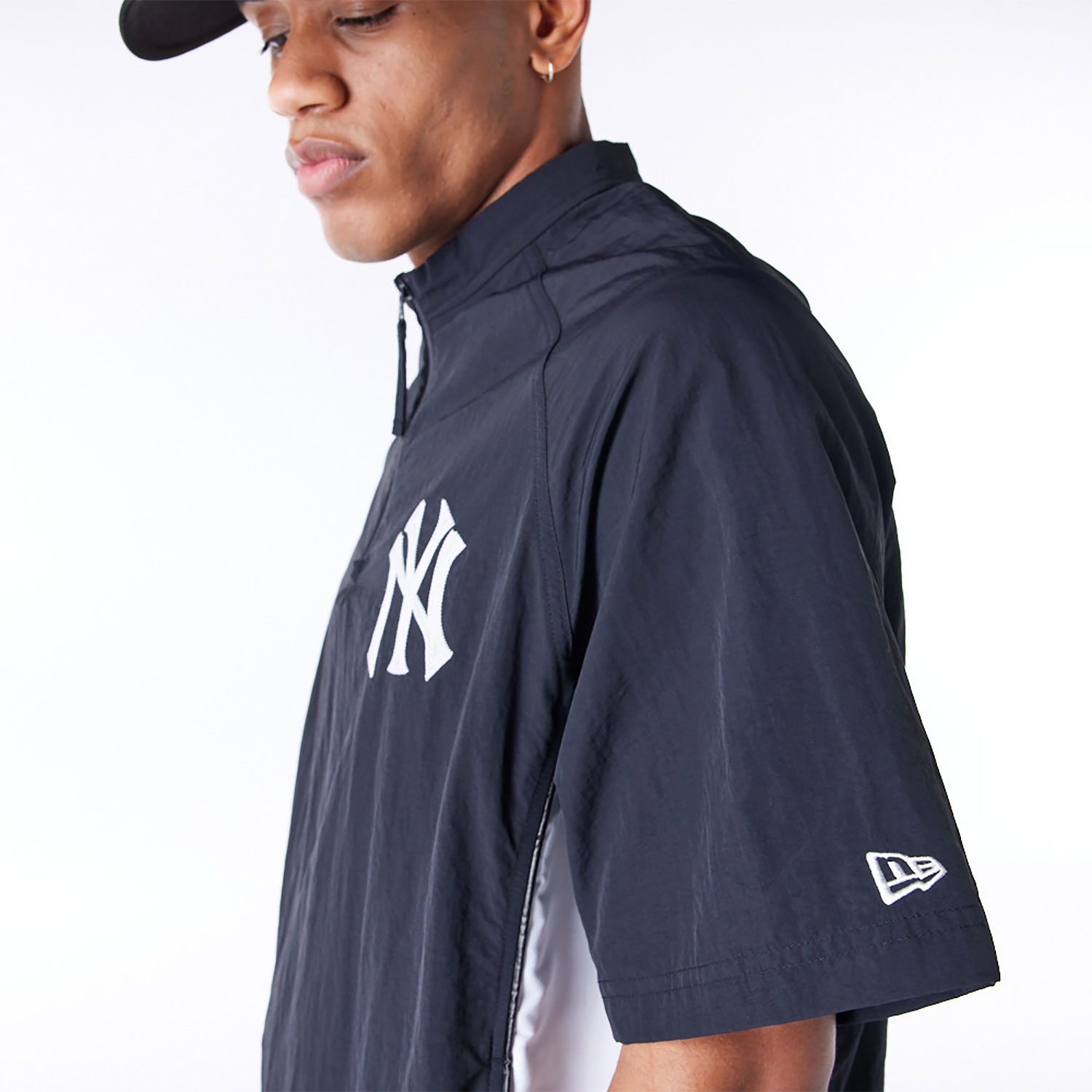 New Era Korea MLB New York Yankees Black Short Sleeve Anorak